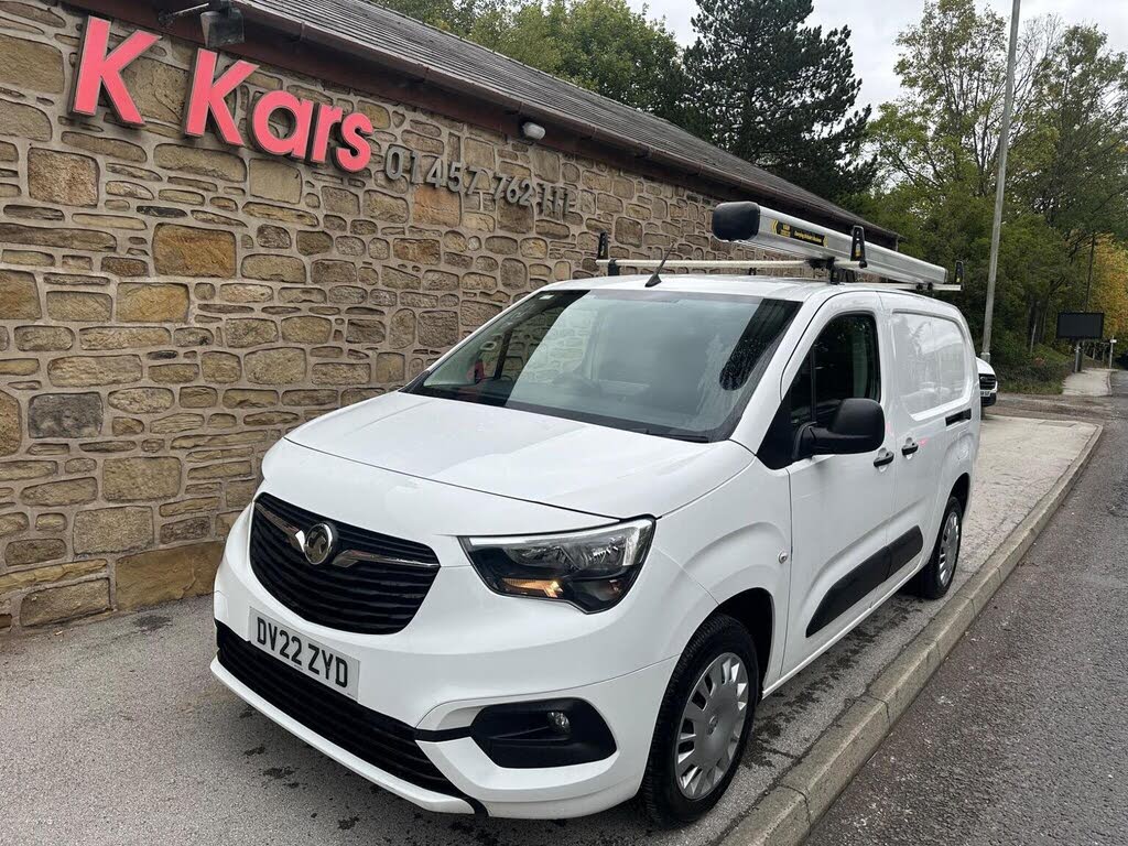 2022 Vauxhall Combo 1.5CDTi Sportive 2300 (100PS)(Eu6d) L2H1