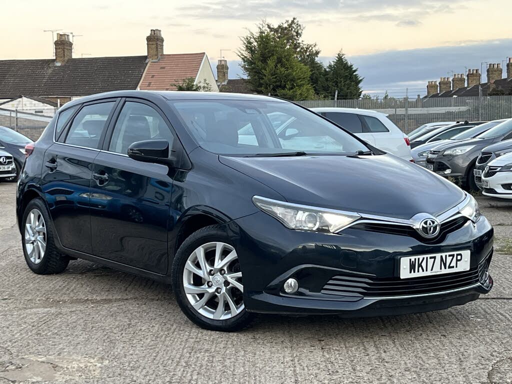 2017 Toyota Auris 1.2T Icon (TSS) Hatchback