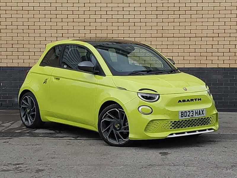 2023 Abarth 500 E 500e Turismo