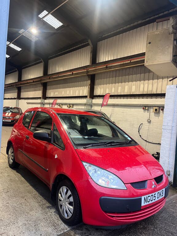 2005 Mitsubishi Colt 1.1 Red