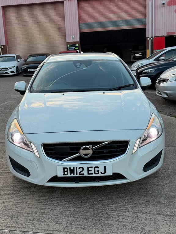 2012 Volvo V60 1.6 T3 SE 1.6 T3 (150bhp) 1595cc Powershift