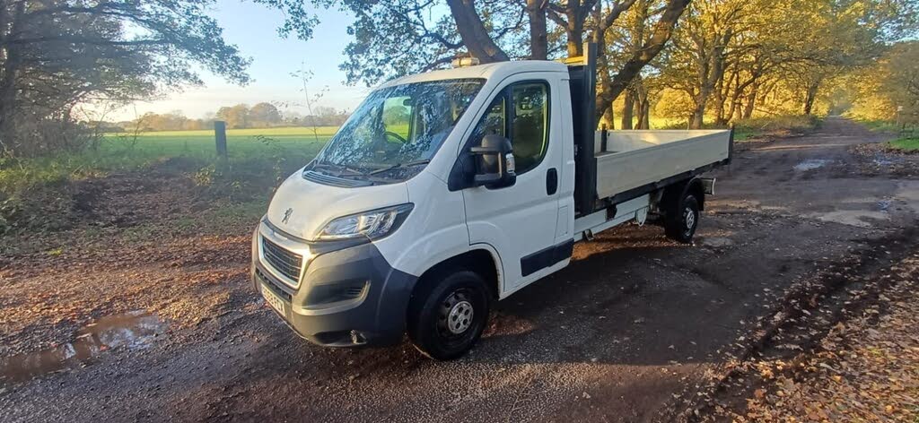2018 Peugeot Boxer 2.0 BlueHDi 335 L3 (130bhp)(EU6) Dropside Truck (BFB)