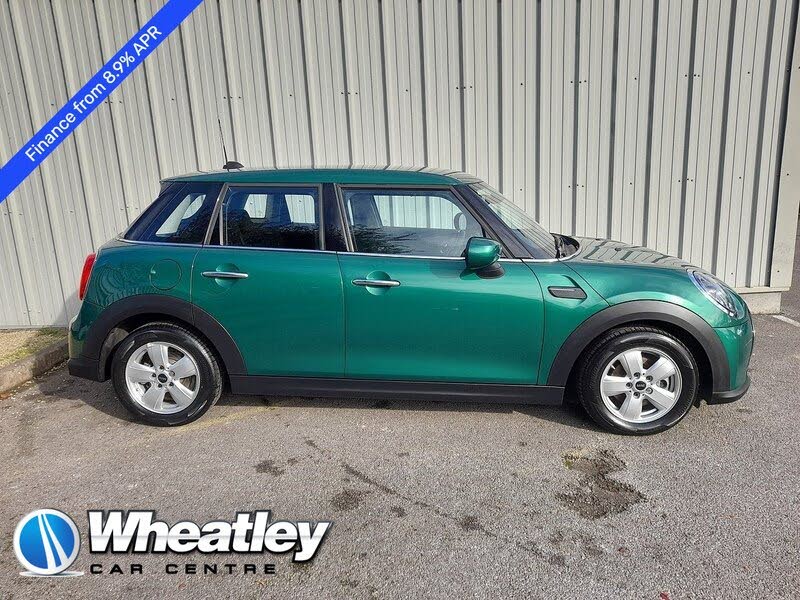 2021 MINI Mini 1.5 Cooper Classic Hatchback 5d Auto