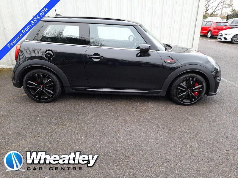 2022 MINI Mini 2.0 John Cooper Works (Premium) Hatchback 3d Auto