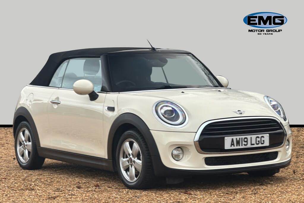 2019 MINI Mini 1.5 Cooper Classic (s/s) Convertible 2d Auto