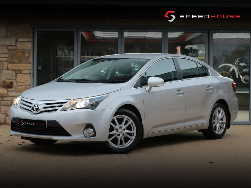 2014 Toyota Avensis 2.0TD Icon Business Edition Saloon 4d