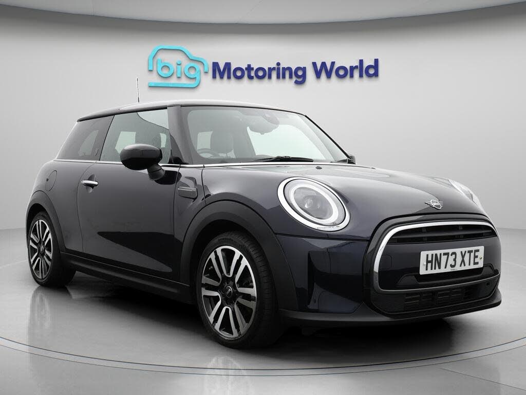 2023 MINI Mini 1.5 Cooper Exclusive (Premium Auto) Hatchback 3d Auto