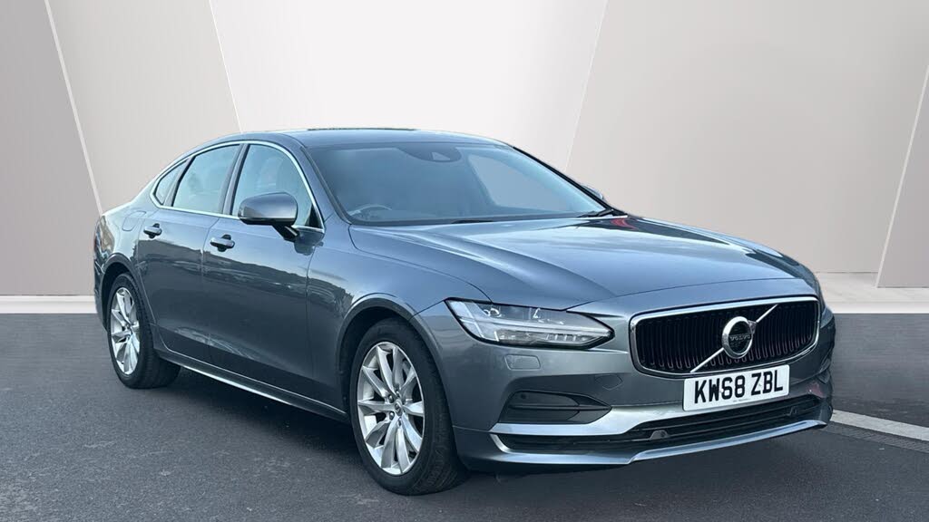 2019 Volvo S90 2.0 T4 Momentum