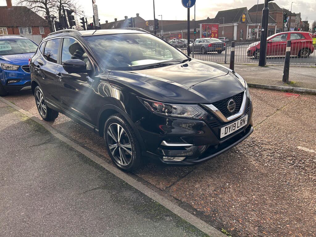 2019 Nissan Qashqai 1.3 DIG-T N-Connecta (140ps)