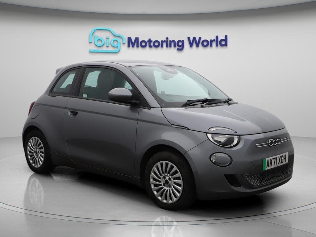 2022 Fiat 500 E ACTION