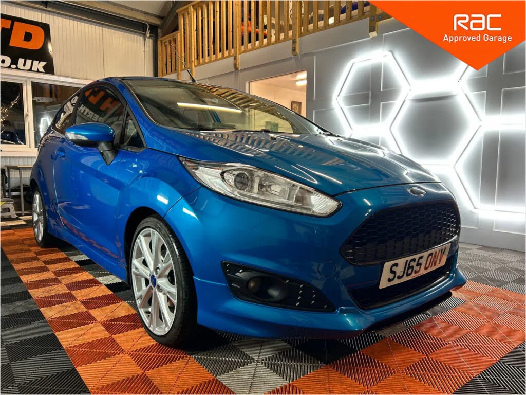 2015 Ford Fiesta 1.0 Zetec S (125ps) (E6)