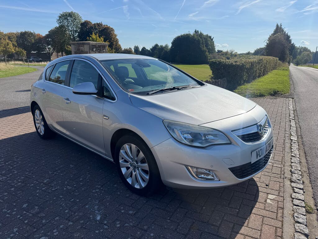 2011 Vauxhall Astra 1.7TD SE 1.7CDTi 16v (125ps) Hatchback