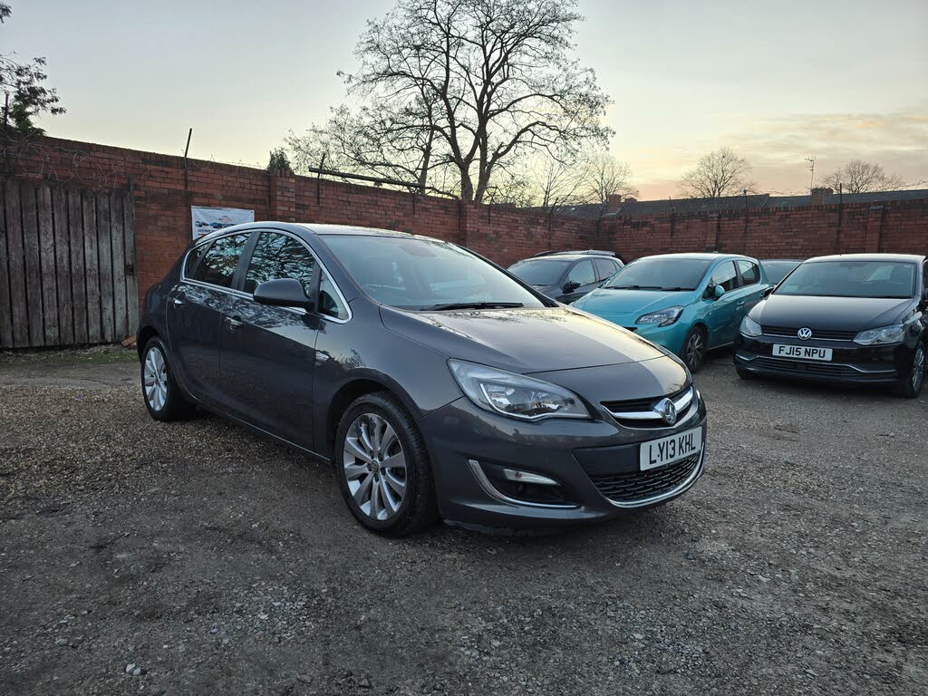 2013 Vauxhall Astra 1.6 Elite VVT (115ps) Hatchback auto