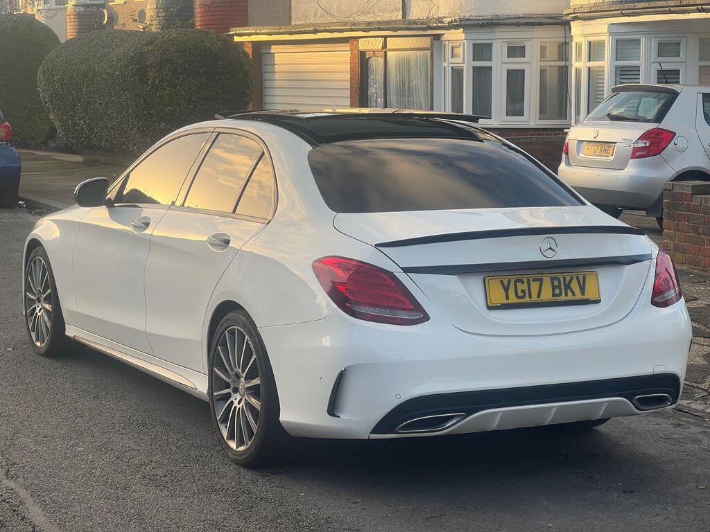 2017 Mercedes-Benz C-Class 2.1d C220d AMG Line (Premium)(s/s) Saloon 4d 9G-Tronic Plus