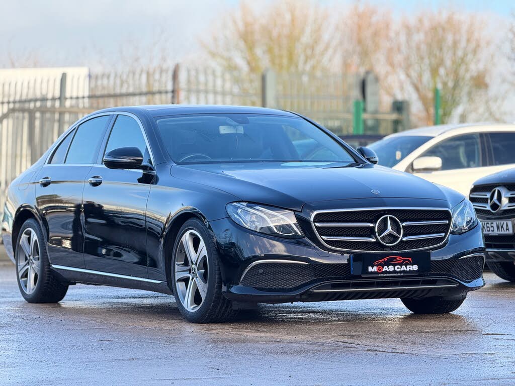 2019 Mercedes-Benz E-Class 2.0d E220d SE (Premium) Saloon 4d Plus