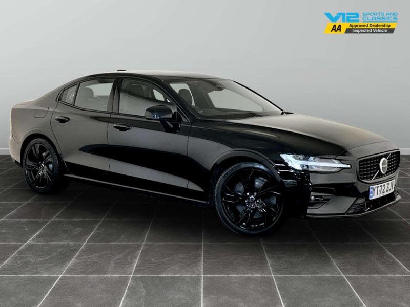 2022 Volvo S60 2.0 B5 Plus (247bhp) (Dark Theme)
