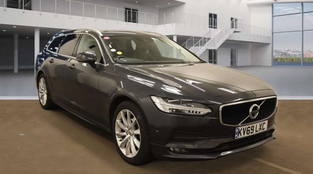 2019 Volvo V90 2.0TD D4 Momentum Plus
