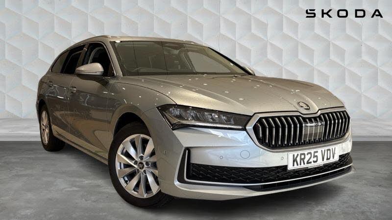 2025 Skoda Superb 2.0TDI SE Technology Estate DSG