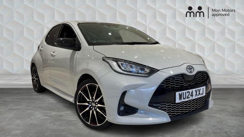 2024 Toyota Yaris 1.5 VVT-i GR Sport (128bhp)