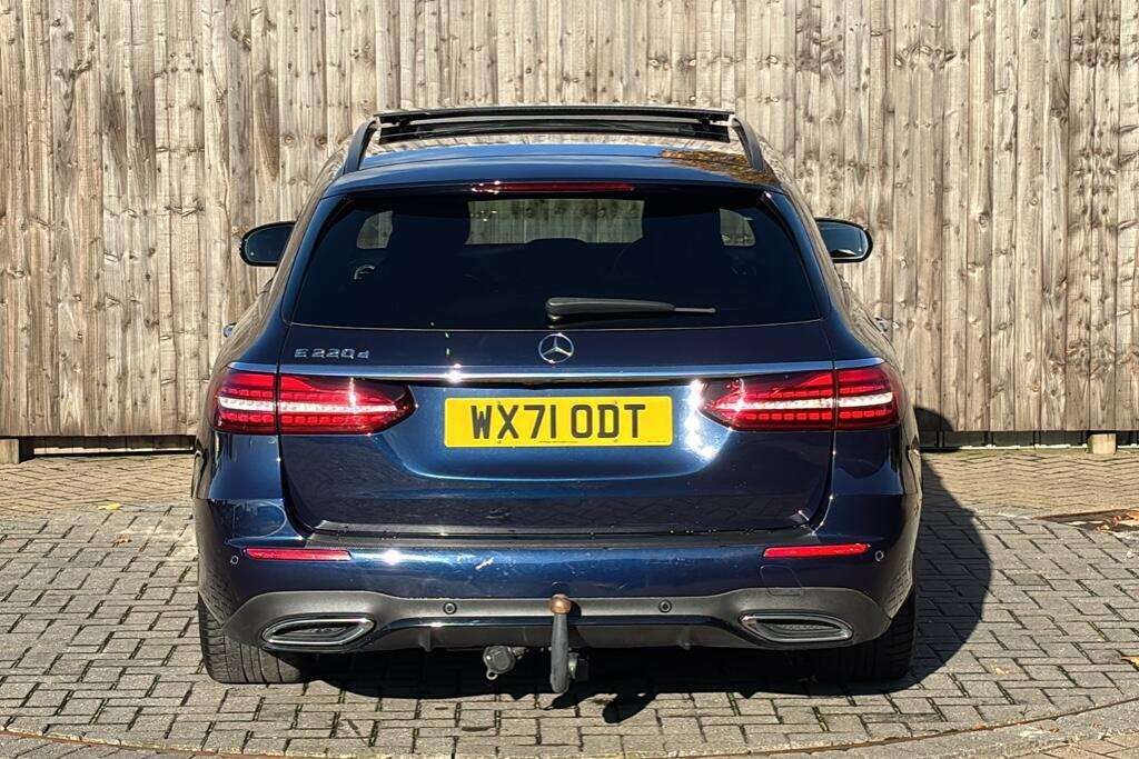 2021 Mercedes-Benz E-Class 2.0d E220d AMG Line Night Edition Premium Plus Estate 5d