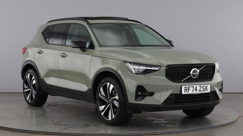 2025 Volvo XC40 2.0 B4 Ultra (Bright