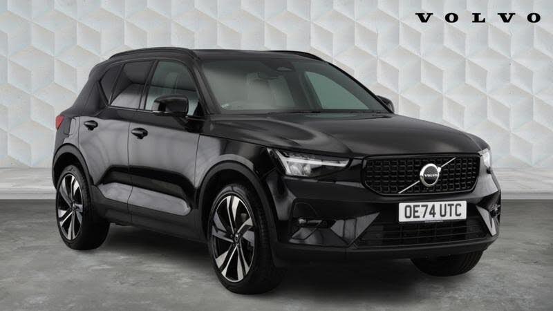 2025 Volvo XC40 2.0 B4 Plus