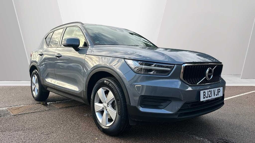 2021 Volvo XC40 1.5 T2 Momentum Core (127bhp)