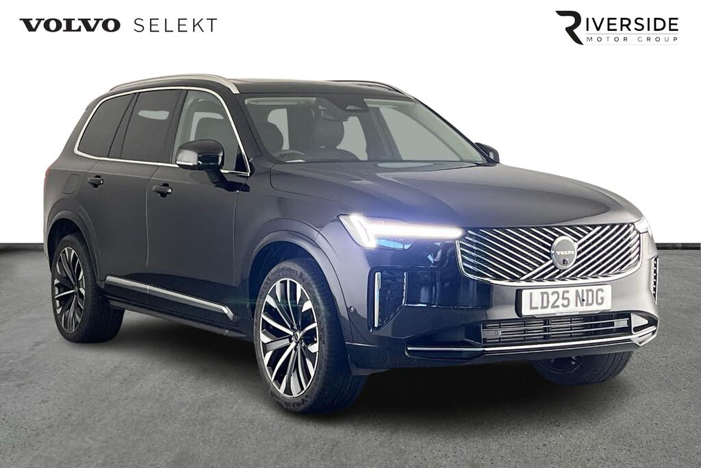 2025 Volvo XC90 2.0 T8 Ultra (Dark