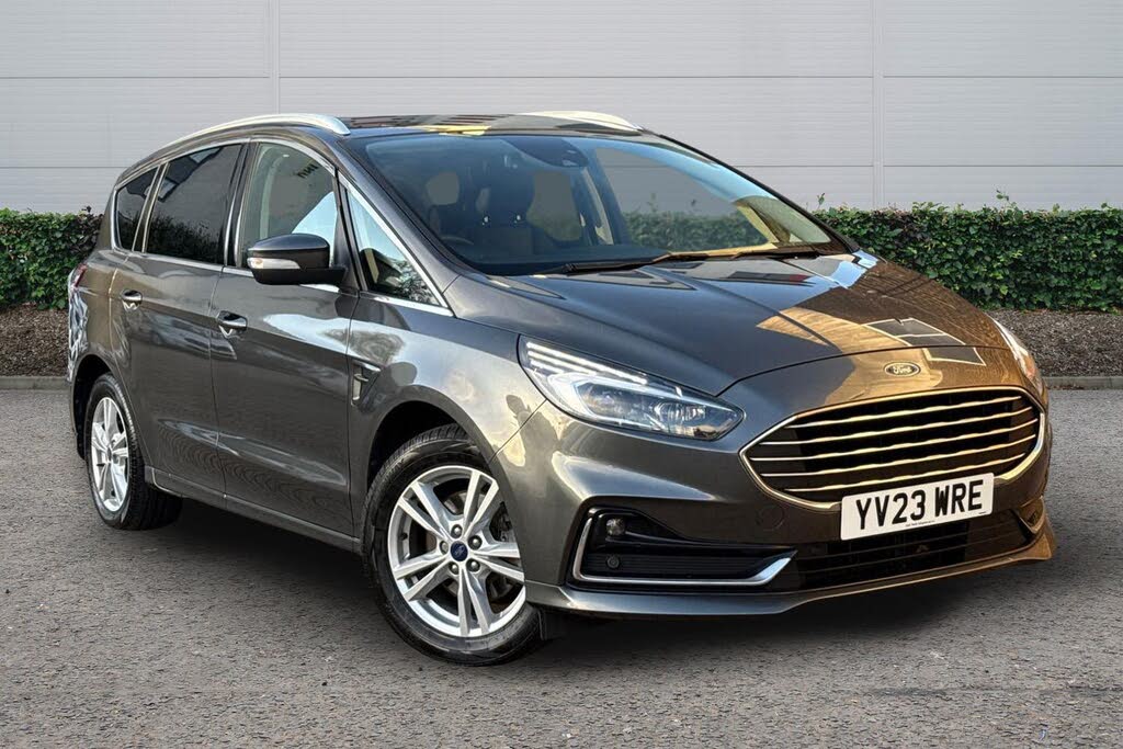 2023 Ford S-MAX 2.5 Titanium