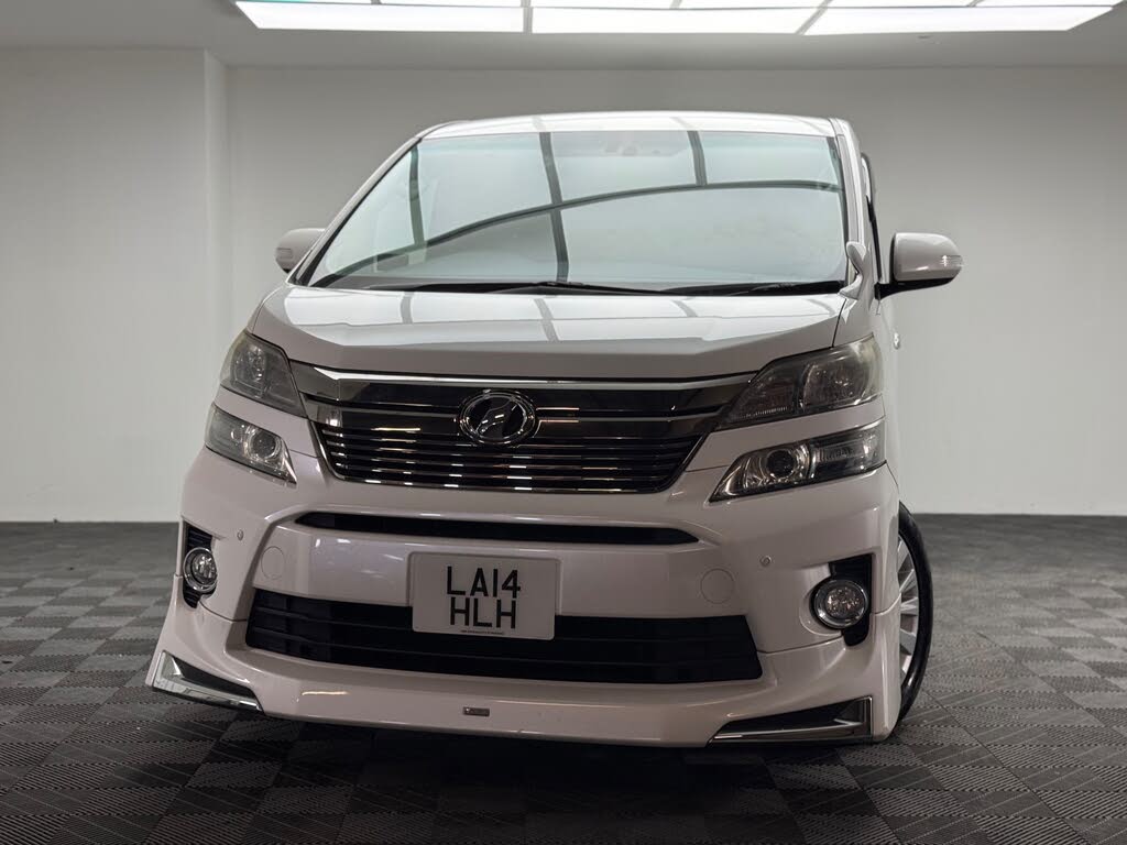 2014 Toyota Vellfire