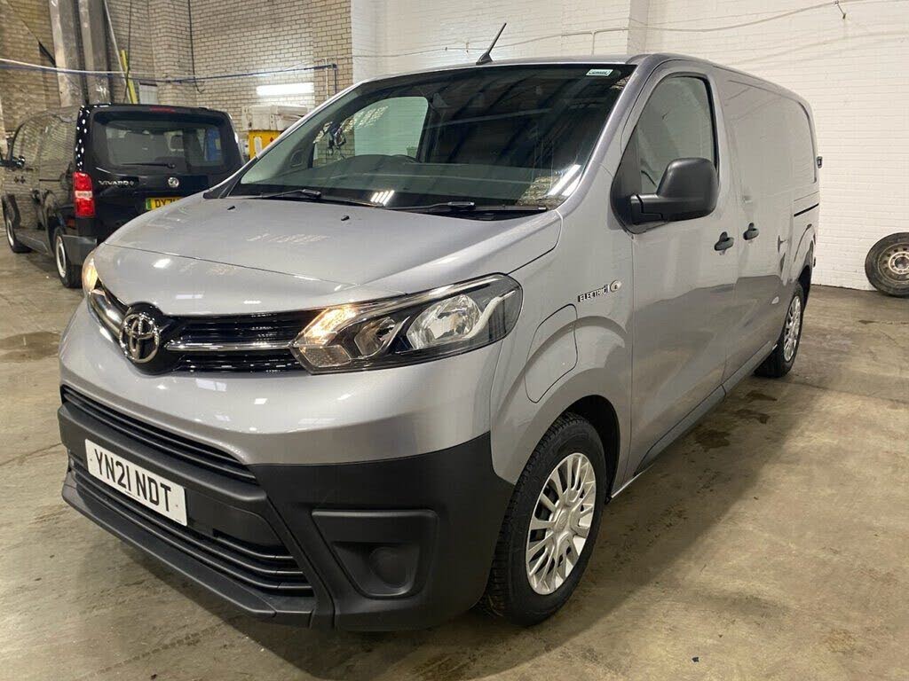 2021 Toyota ProAce City E Icon