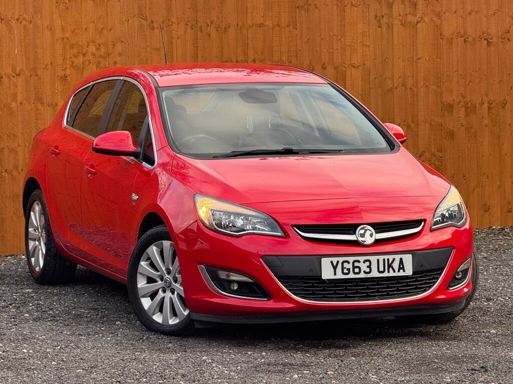 2013 Vauxhall Astra 2.0TD Elite ecoFLEX (s/s) Hatchback