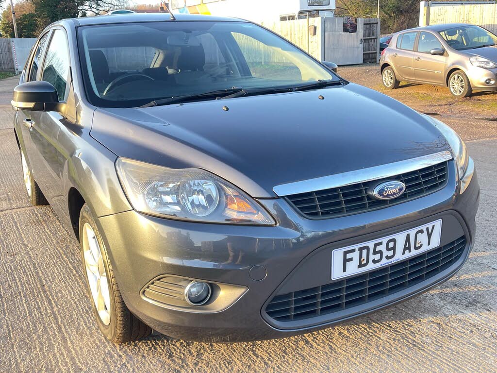 2010 Ford Focus 1.8 Zetec Hatchback 5d