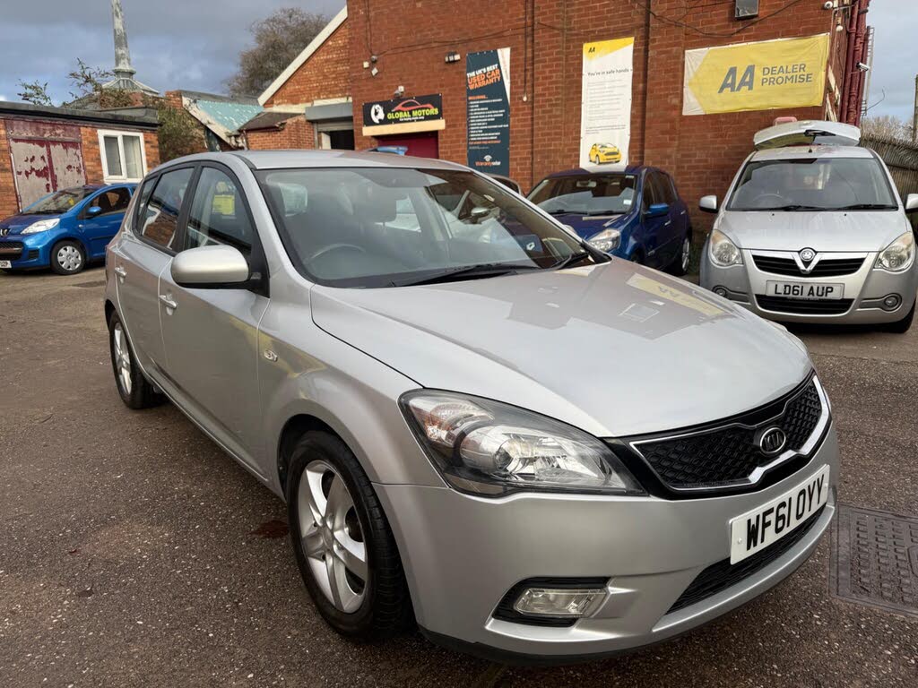 2011 Kia ceed 1.6 2 Hatchback Auto