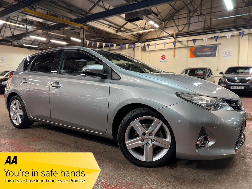 2013 Toyota Auris 1.6 Excel Hatchback