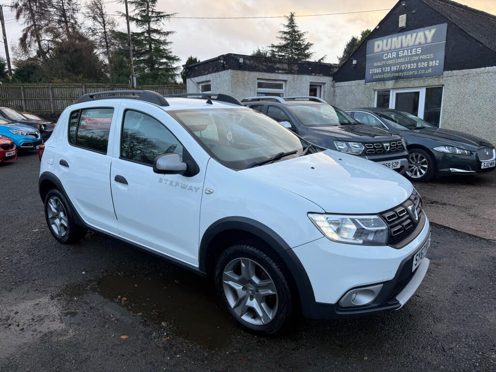 2017 Dacia Sandero Stepway 0.9 TCe Laureate
