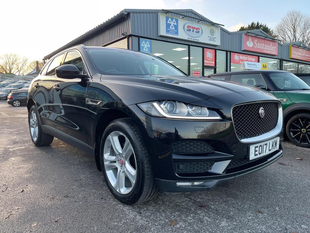 2017 Jaguar F-PACE 2.0 i4D Portfolio (180ps) (AWD) Auto