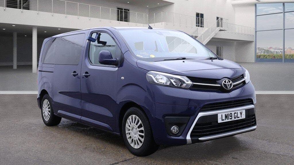 2019 Toyota PROACE VERSO 1.5D Shuttle (L1)(s/s)