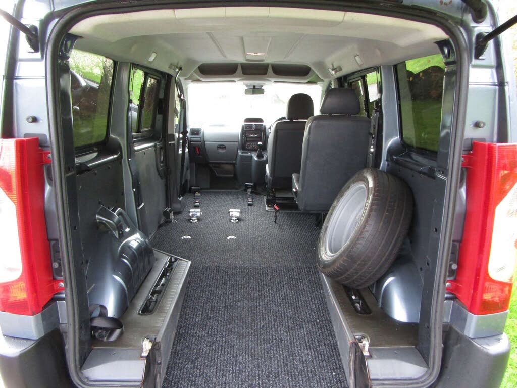 2011 Peugeot Expert Tepee 1.6TD Tepee Comfort L2