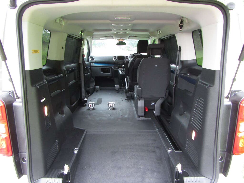 2021 Peugeot Traveller 1.5 BlueHDi Active (Standard)(s/s)