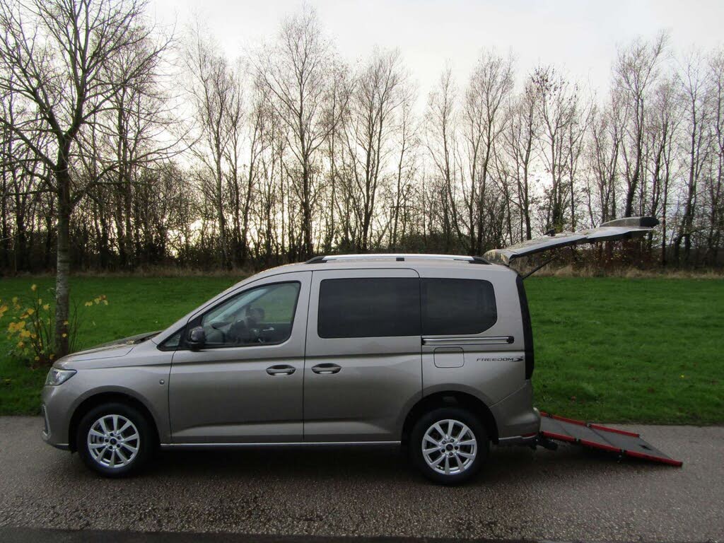 2024 Ford Tourneo Connect 2.0 Titanium