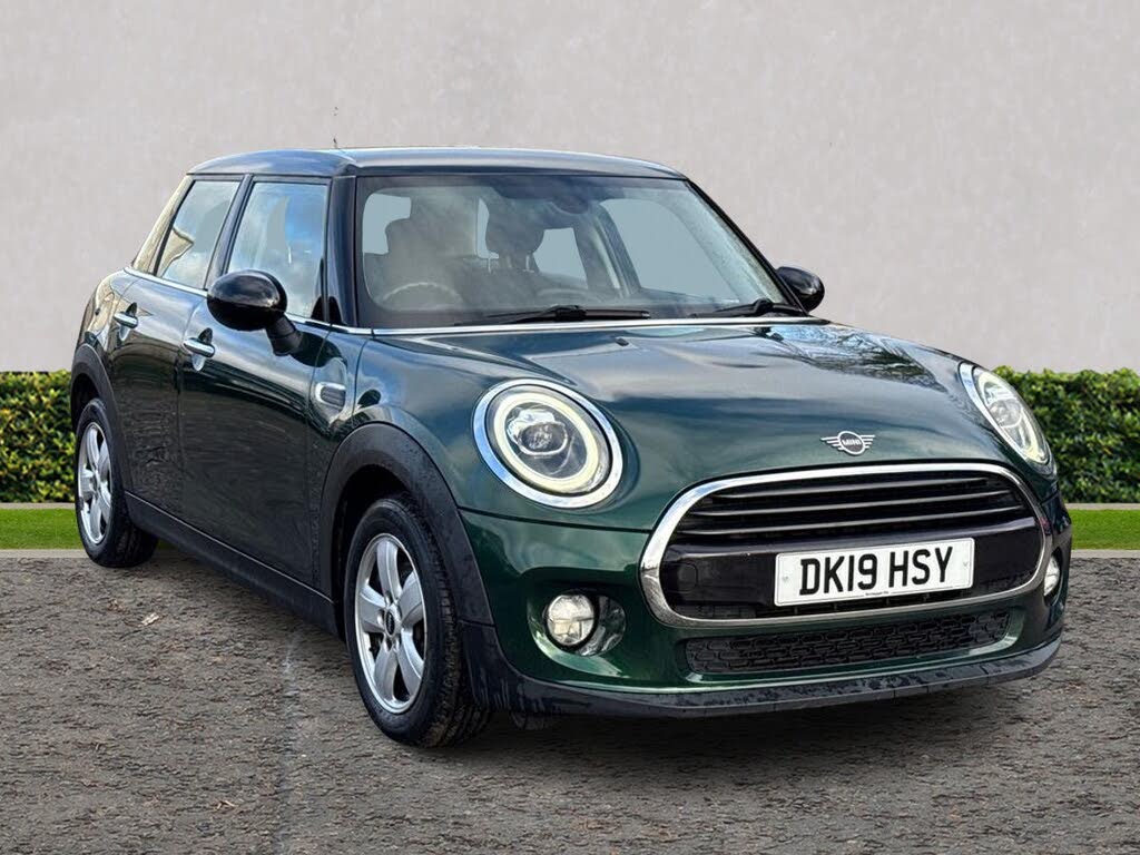 2019 MINI Cooper 1.5 Cooper Classic Hatchback 5d