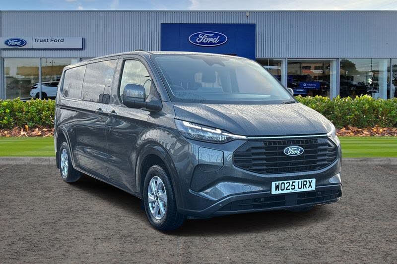 2025 Ford Transit Custom 2.5T 320 L2H1 Limited PHEV (227PS)(EU6e) Double Cab-in-Van auto