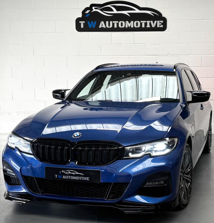 2021 BMW 3 Series 2.0 330e M Sport Touring 5d