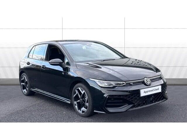 2025 Volkswagen Golf 1.5 TSI R-Line Hatchback