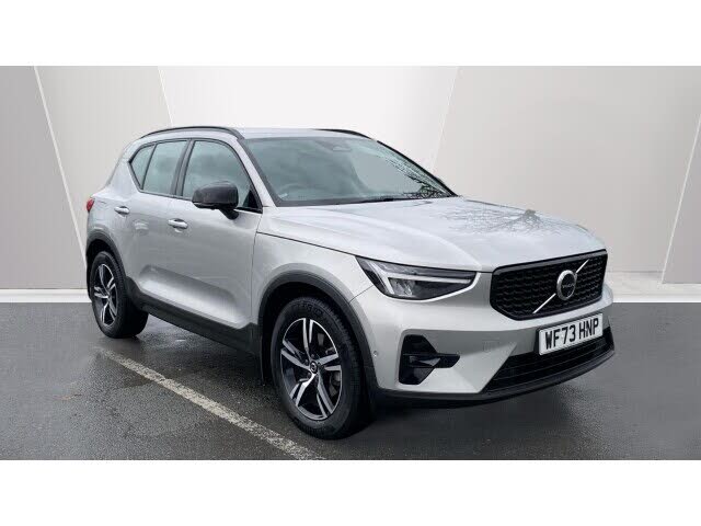 2023 Volvo XC40 2.0 B3 Plus
