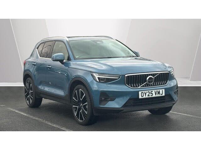 2025 Volvo XC40 2.0 B3 Ultra (Bright