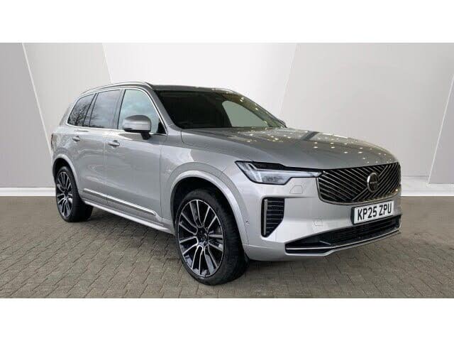 2025 Volvo XC90 2.0 T8 Ultra (Dark