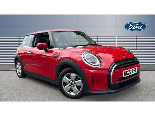 2022 MINI Mini 1.5 Cooper Classic Hatchback 3d
