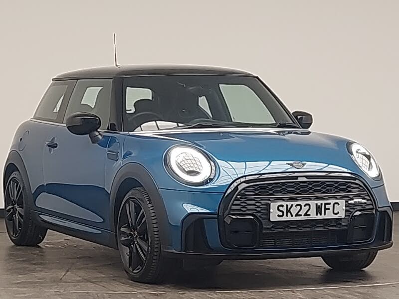 2022 MINI Mini 1.5 Cooper Sport Hatchback 3d